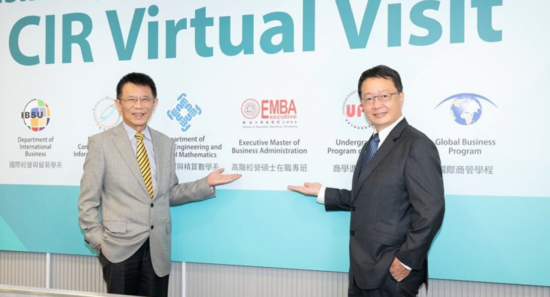 President Wei-Ta Pan (left) and SCU EMBA Director Chung-Tzer Liu (right)